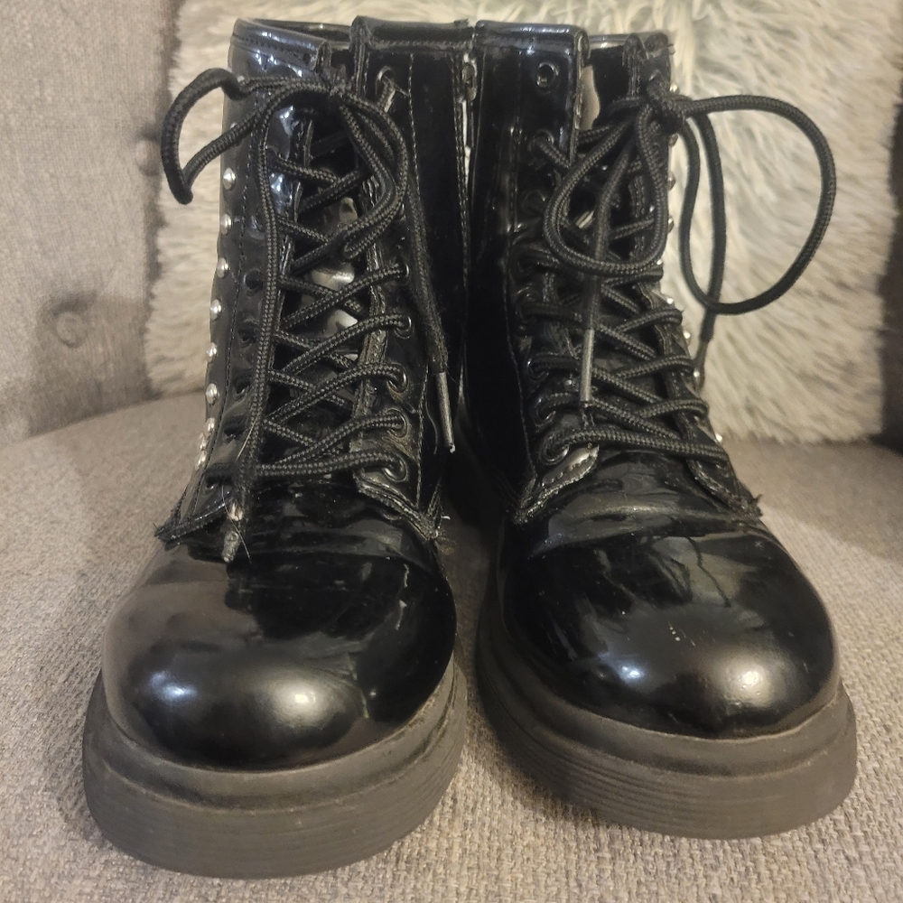 Disney D-Signed girls black boots, size 2
